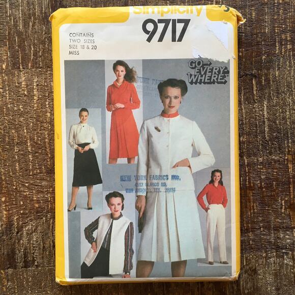 Simplicity Sewing Pattern 9717 Go Everywhere Womens Suit Separates 18-20 UNCUT - Picture 1 of 4